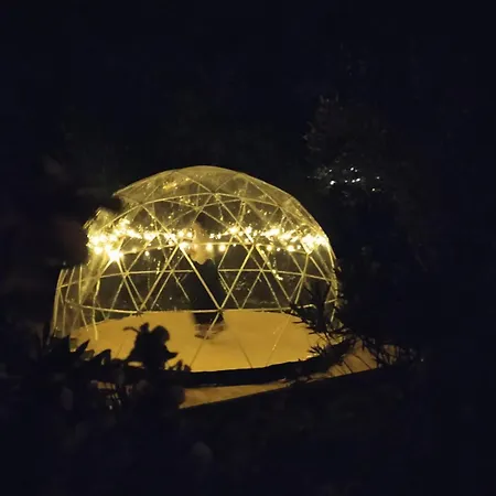 Dome, Cupola, Igloo Con Cielo A Vista Glamping